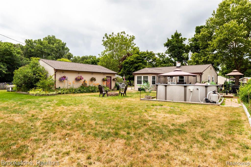 3263 Avon Manor Road Rochester Hills, MI 48307 - Photo 25 of 33