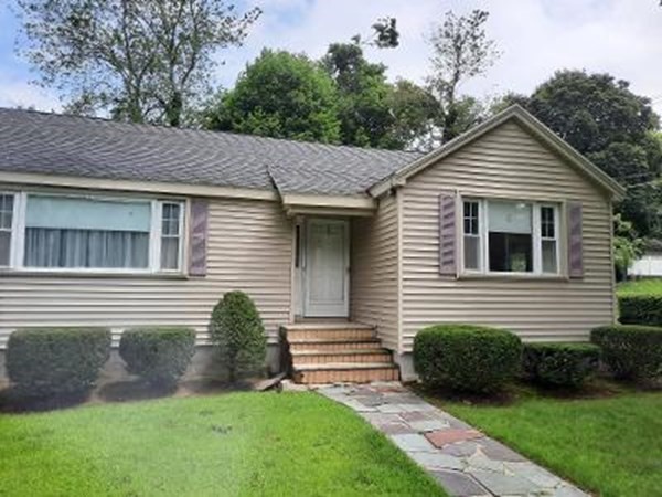3 Sheffield Road Wakefield, MA 01880 - Photo 13 of 16 Gallery Image 13