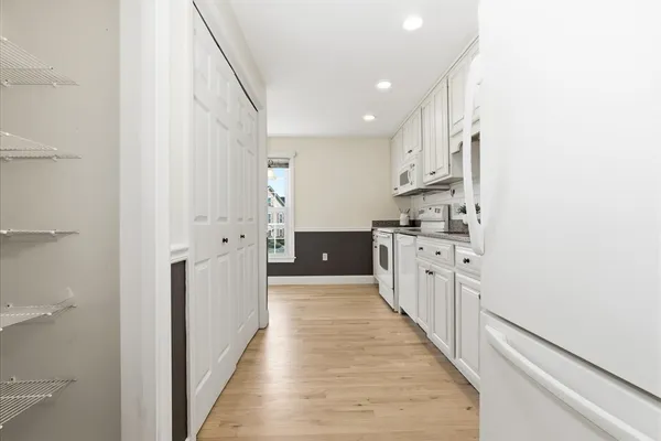 $515,000 | 25 Essex Green Lane, Unit C, Peabody, MA 01960