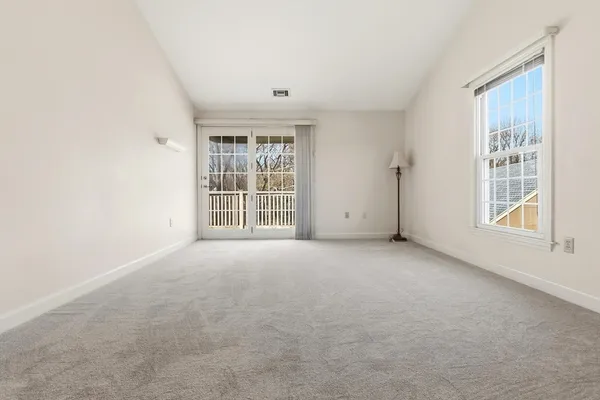 $515,000 | 25 Essex Green Lane, Unit C, Peabody, MA 01960
