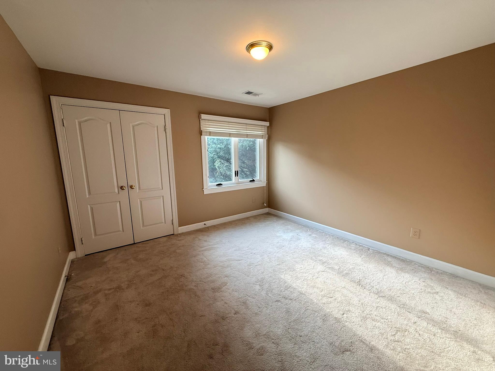 1307 Stamford Way Reston, VA 20194 - Photo 18 of 31 Gallery Image 18