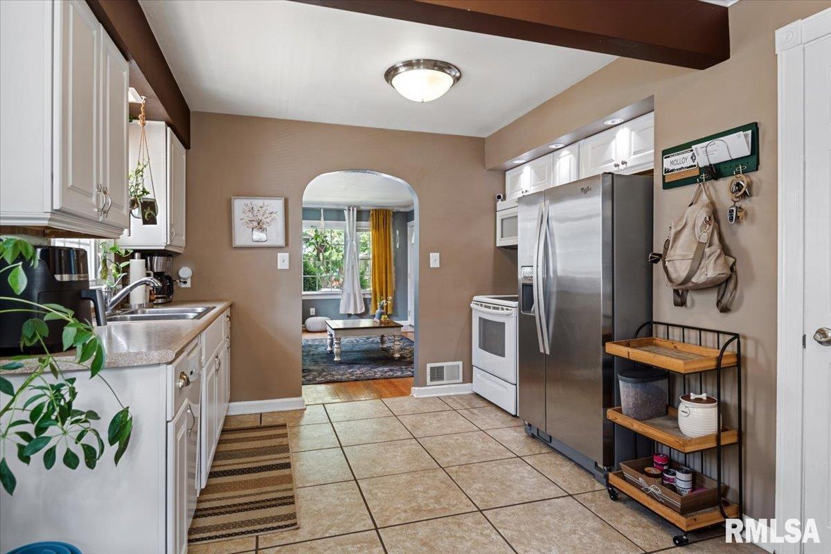 1713 Holmes Avenue Springfield, IL 62704 - Photo 12 of 30