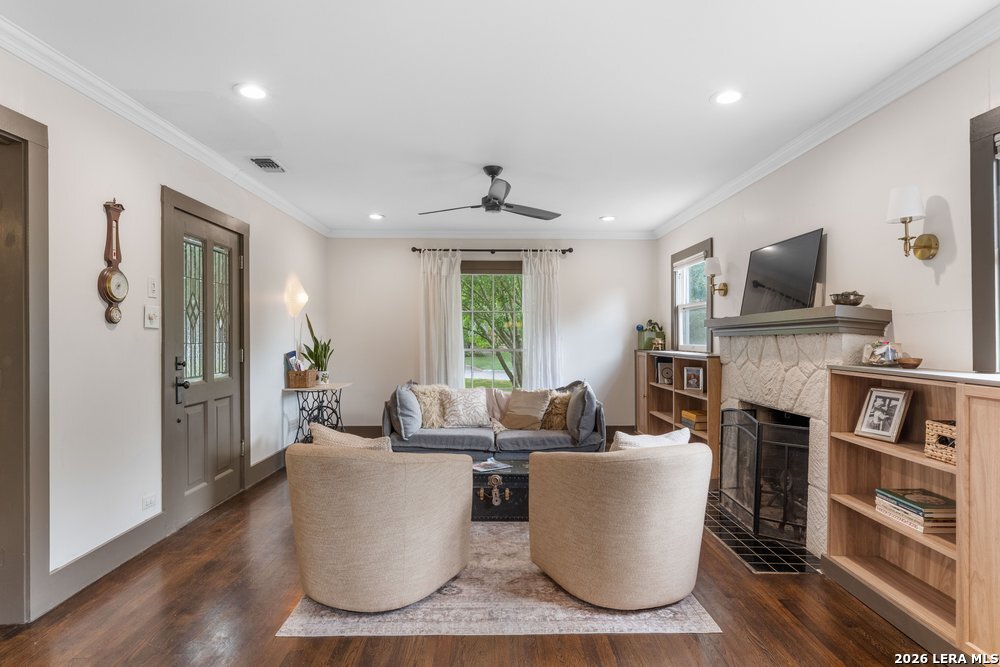 101 Charles Road Terrell Hills, TX 78209 - Photo 6 of 49 Gallery Image 6