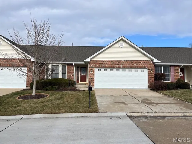 $325,000 | 1135 Villa Flora Drive, O'Fallon, MO 63366