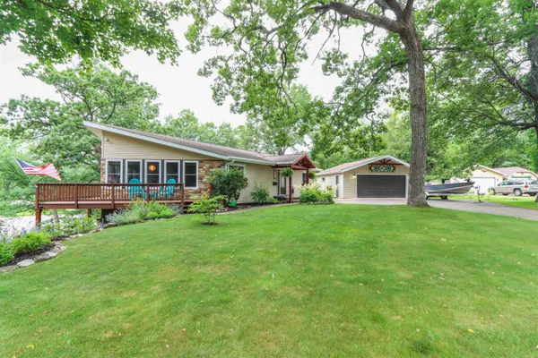 $329,000 | 918 South Main Street, Waupaca, WI 54981
