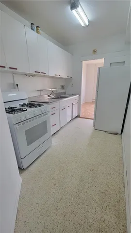 $150,000 | 8 Fordham Hill Ovl, Unit 16A | University Heights