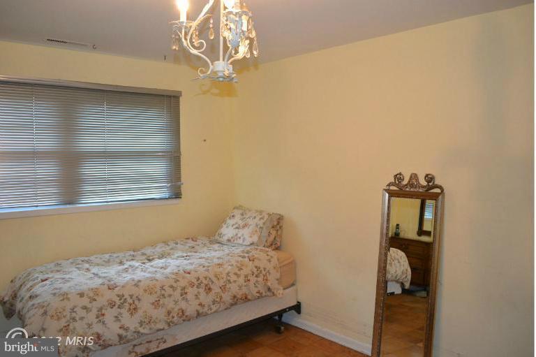 2523 Farringdon Road Baltimore, MD 21209 - Photo 4 of 22 Bedroom%20%233