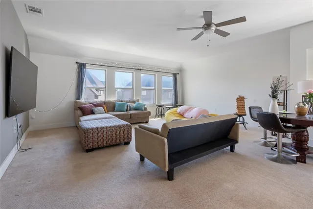 $2,669 | 13001 Hymeadow Drive, Unit 31, Austin, TX 78729