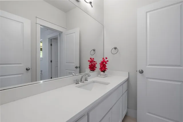 $2,669 | 13001 Hymeadow Drive, Unit 31, Austin, TX 78729