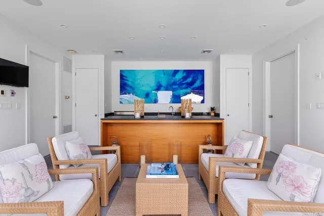 $50,000 | 211 Sunset Road, Oyster Bay, NY 11771