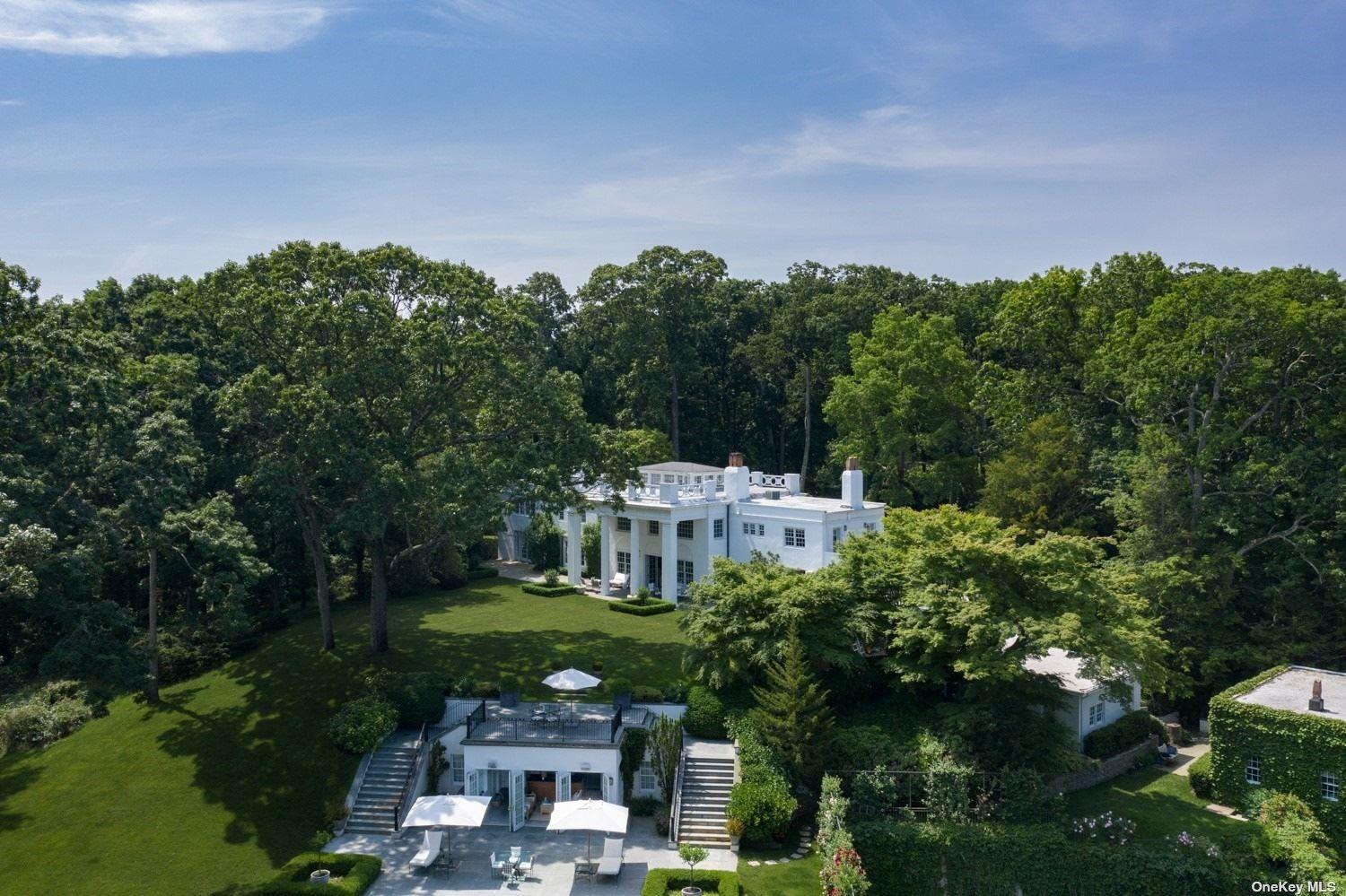 211 Sunset Road Oyster Bay, NY 11771 - Photo 19 of 32