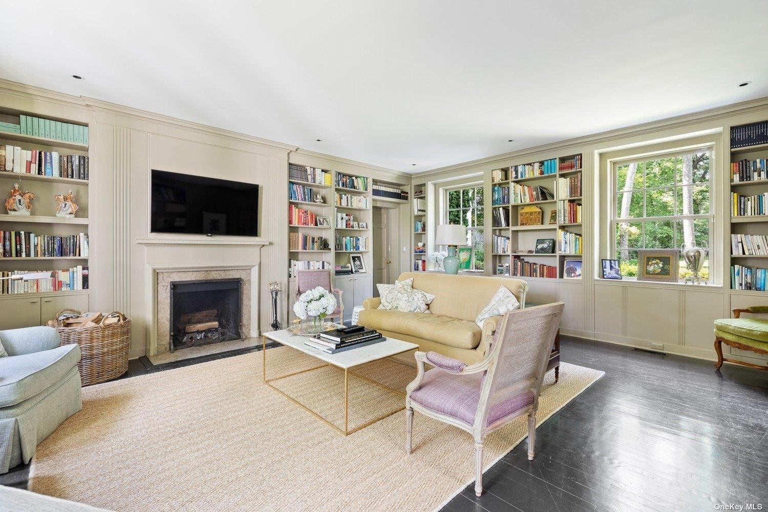 211 Sunset Road Oyster Bay, NY 11771 - Photo 7 of 32