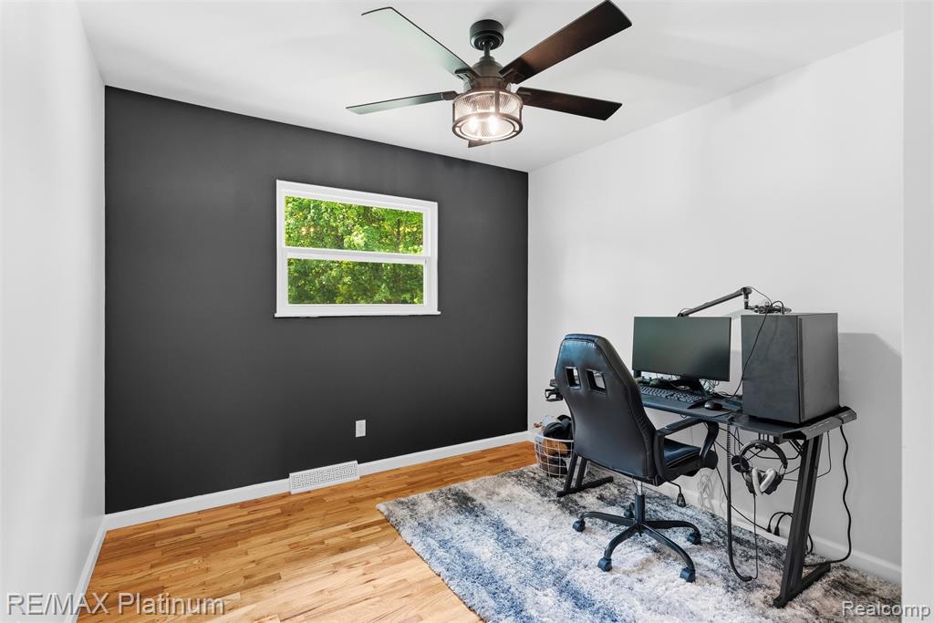 8370 West Rolston Road Linden, MI 48451 - Photo 22 of 37 Gallery Image 22