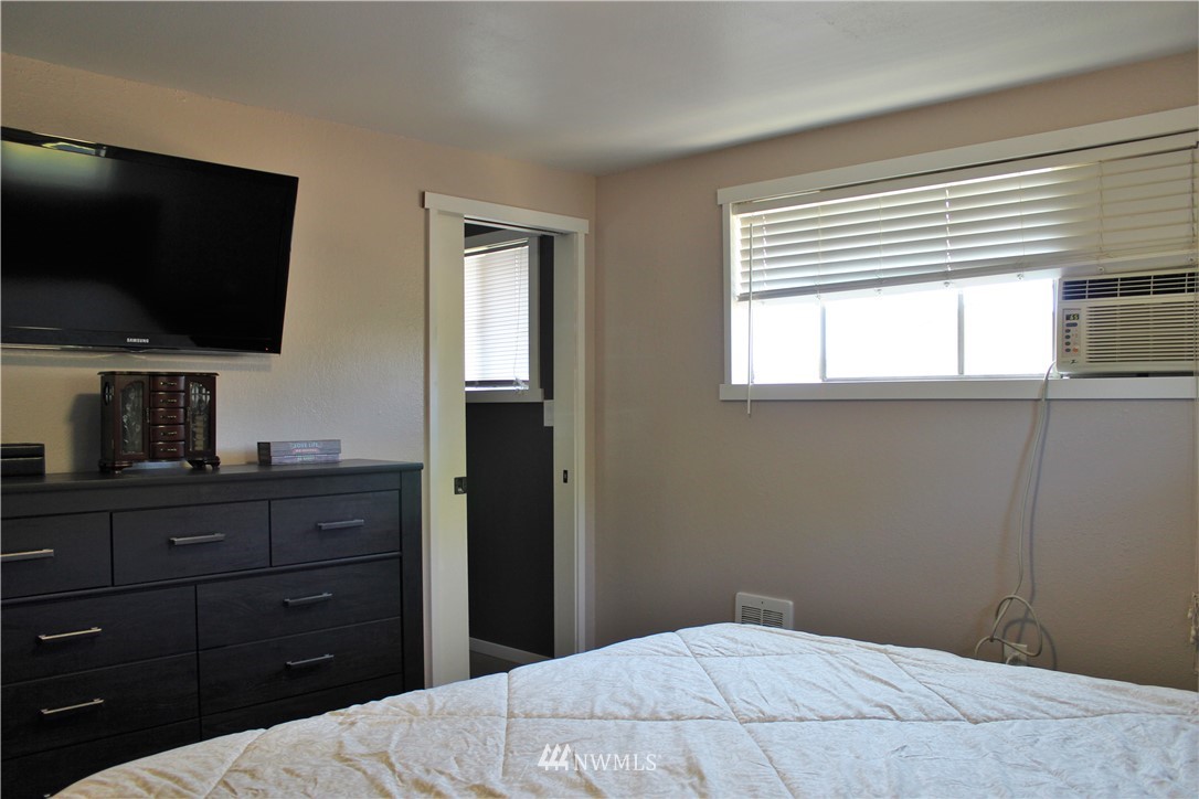 925 Southwest 16th Street Chehalis, WA 98532 - Photo 13 of 25 Gallery Image 13
