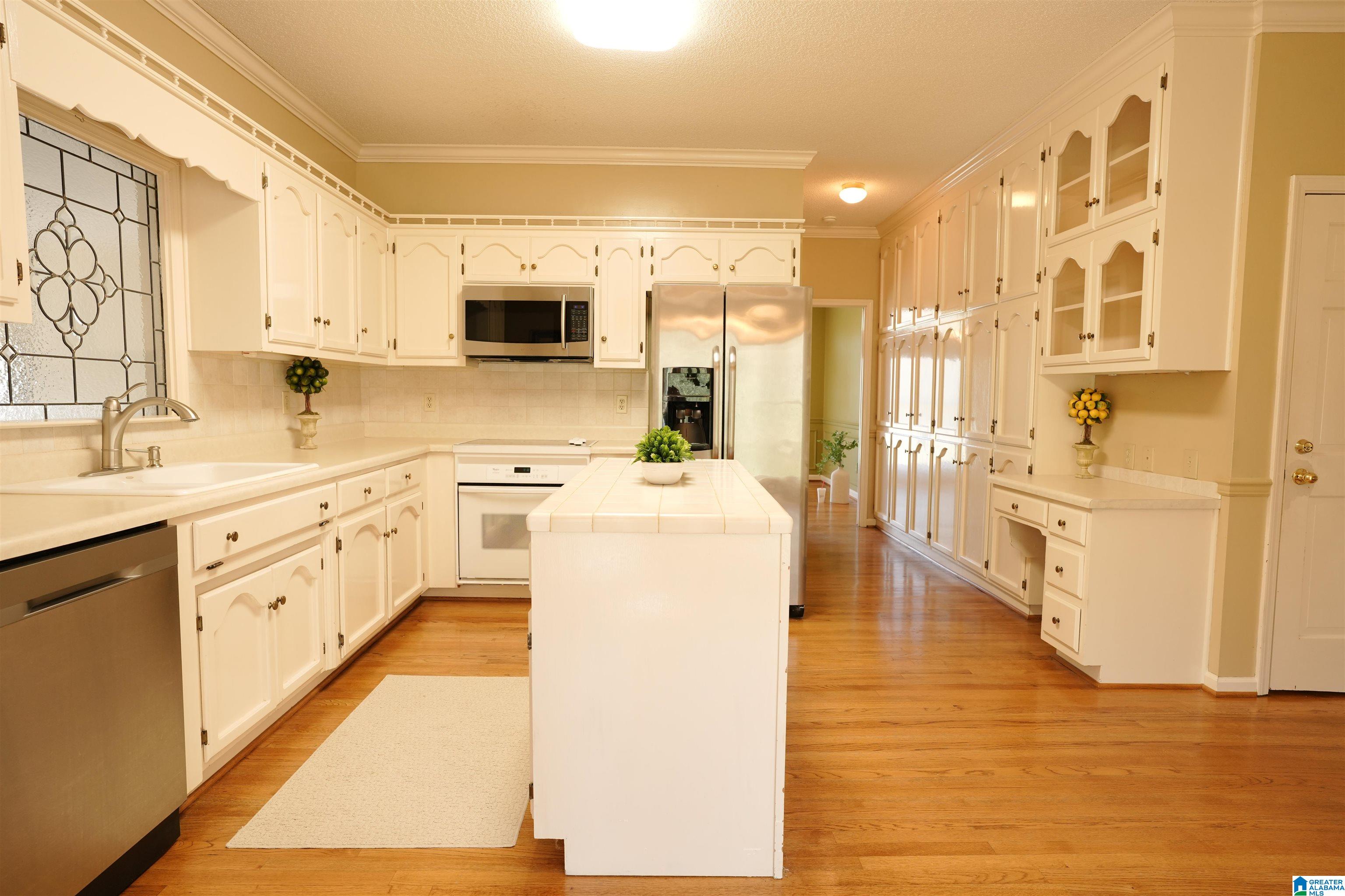4945 Sussex Road Birmingham, AL 35242 - Photo 11 of 37