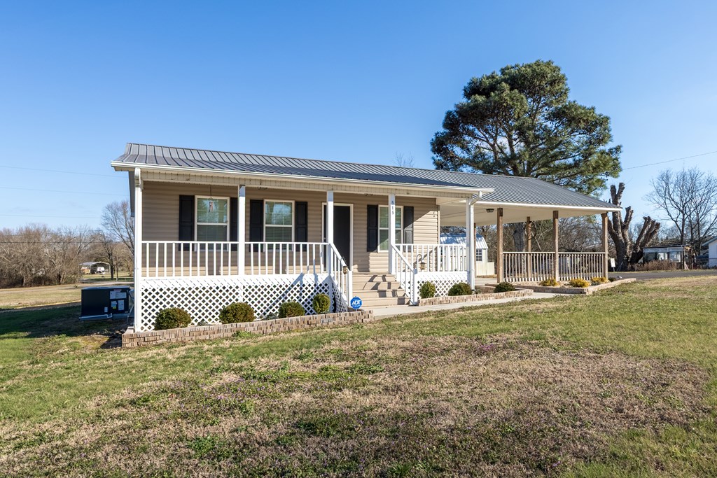 515 Horseshoe Bend Road Scottsboro, AL 35769 - Photo 3 of 37