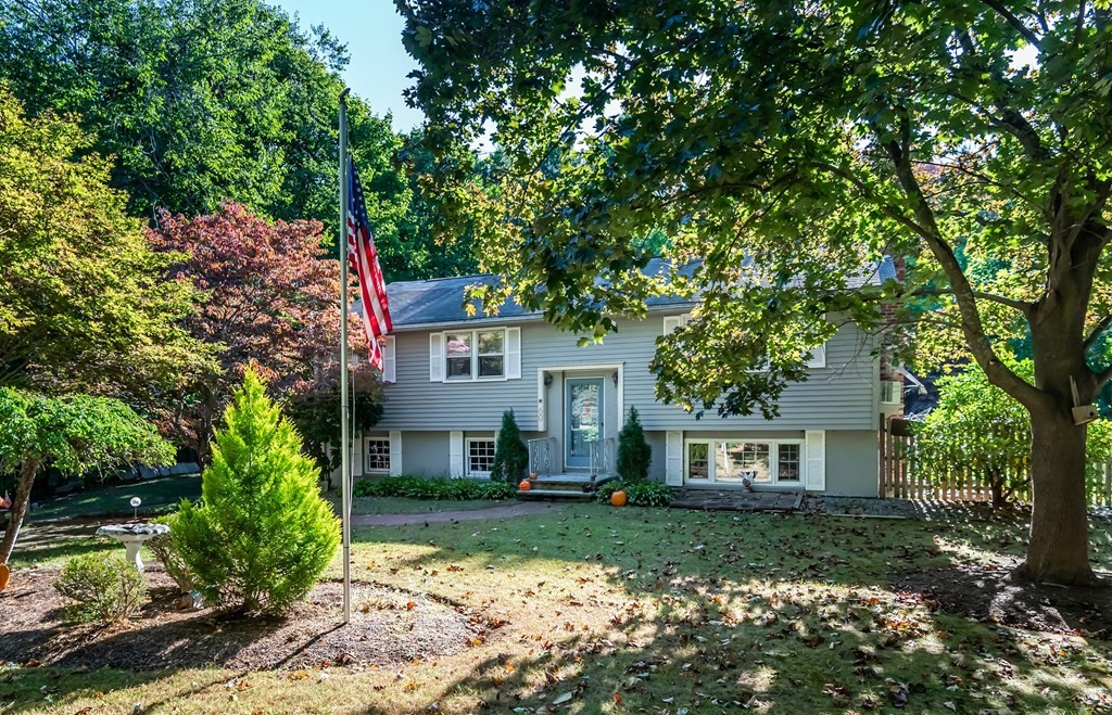 60 Dascomb Road Andover, MA 01810 - Photo 1 of 24 Gallery Image 1