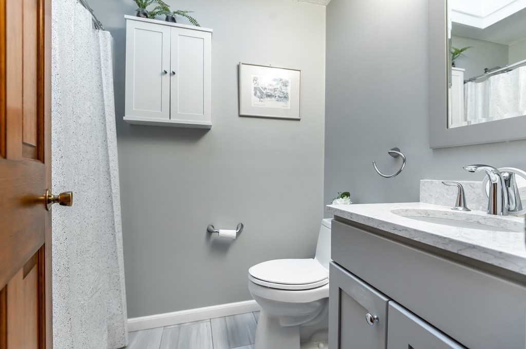 60 Dascomb Road Andover, MA 01810 - Photo 18 of 24 Gallery Image 18