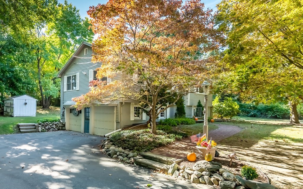 60 Dascomb Road Andover, MA 01810 - Photo 2 of 24 Gallery Image 2