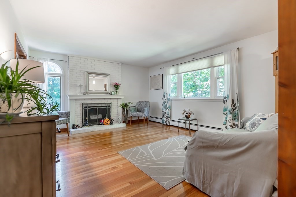60 Dascomb Road Andover, MA 01810 - Photo 10 of 24 Gallery Image 10