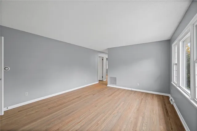 $299,000 | 10701 North Main Street, Kansas City, MO 64155