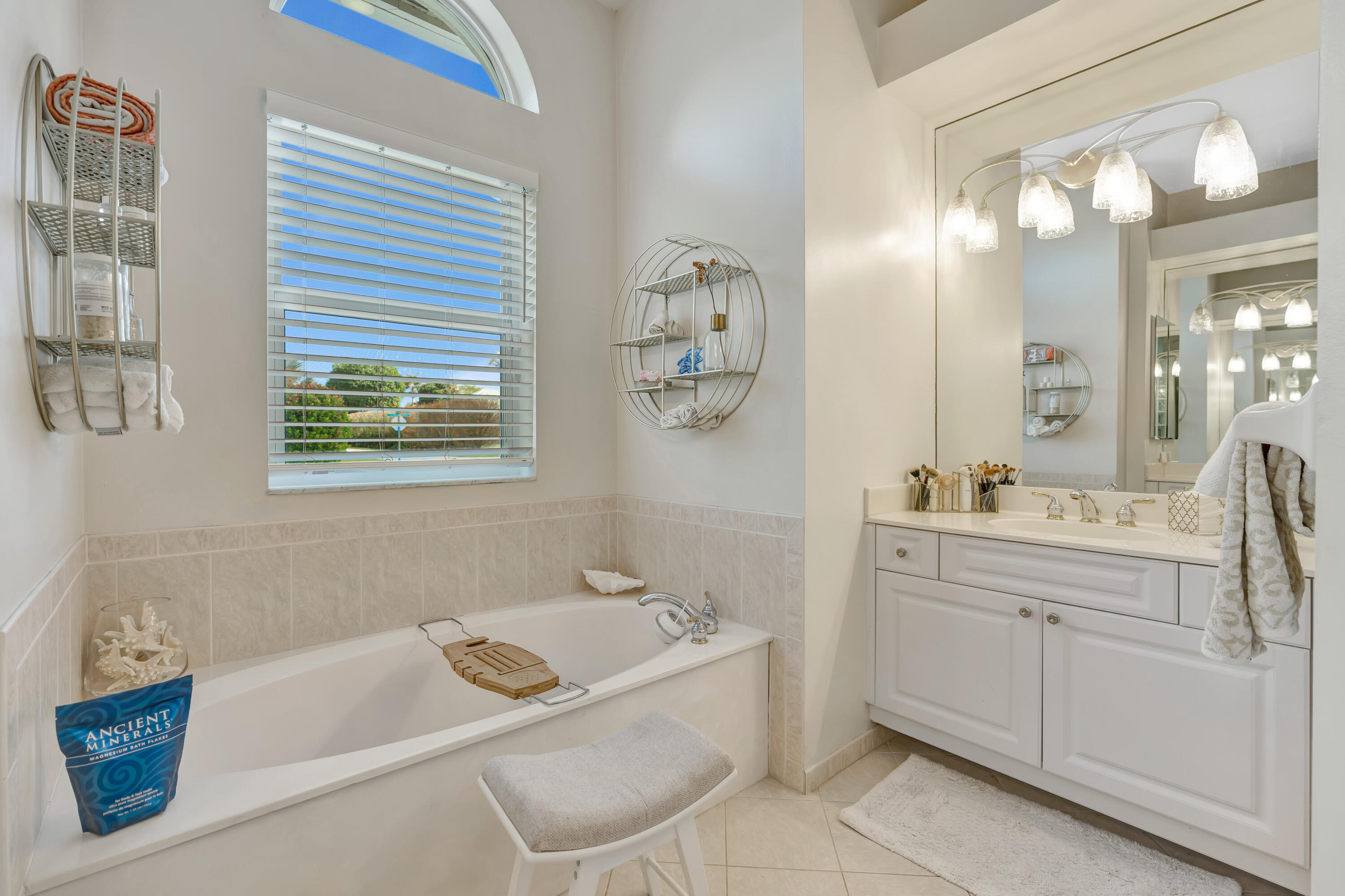 18938 Southeast Loxahatchee River Road Jupiter, FL 33458 - Photo 23 of 41 _MLP0131
