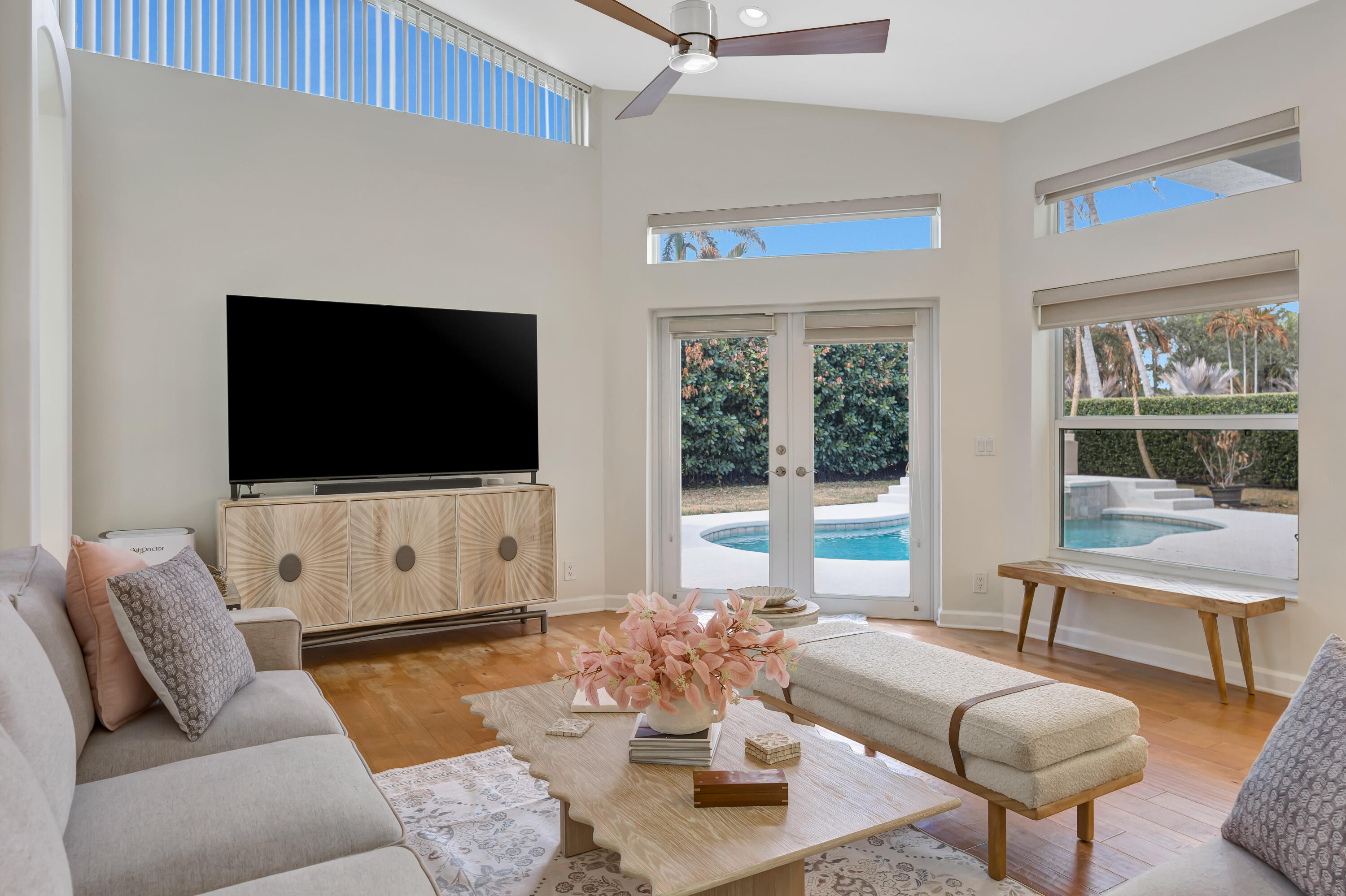 18938 Southeast Loxahatchee River Road Jupiter, FL 33458 - Photo 10 of 41 _MLP0256