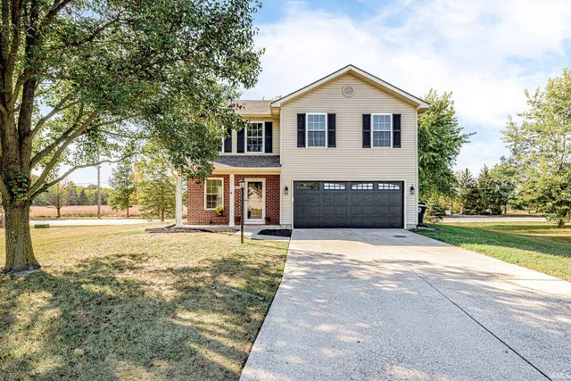 $324,900 | 10832 Deep Creek Court, Fort Wayne, IN 46804