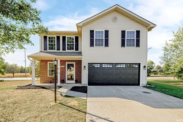 $324,900 | 10832 Deep Creek Court, Fort Wayne, IN 46804