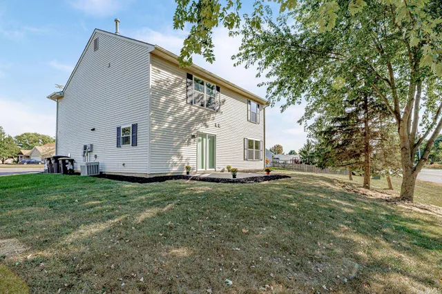 $324,900 | 10832 Deep Creek Court, Fort Wayne, IN 46804