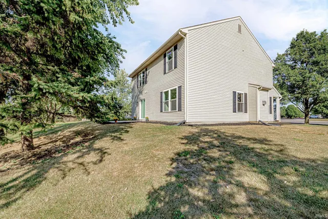 $324,900 | 10832 Deep Creek Court, Fort Wayne, IN 46804