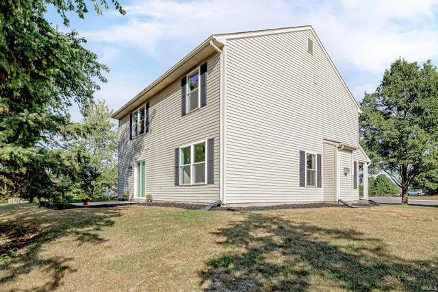 $324,900 | 10832 Deep Creek Court, Fort Wayne, IN 46804