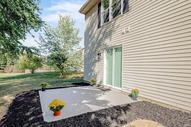 $324,900 | 10832 Deep Creek Court, Fort Wayne, IN 46804