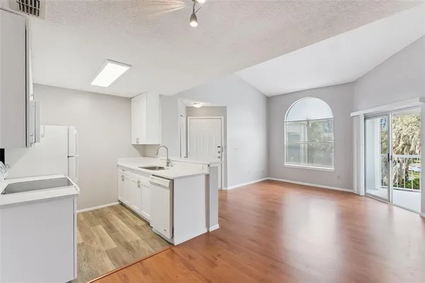 $1,300 | 711 Sugar Bay Way, Unit 313, Lake Mary, FL 32746