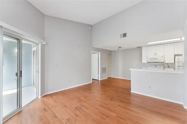 $1,300 | 711 Sugar Bay Way, Unit 313, Lake Mary, FL 32746