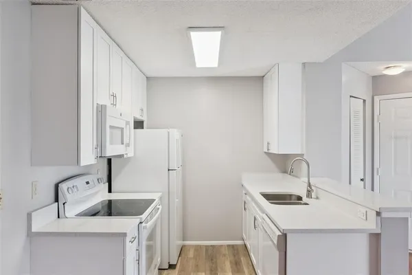 $1,300 | 711 Sugar Bay Way, Unit 313, Lake Mary, FL 32746