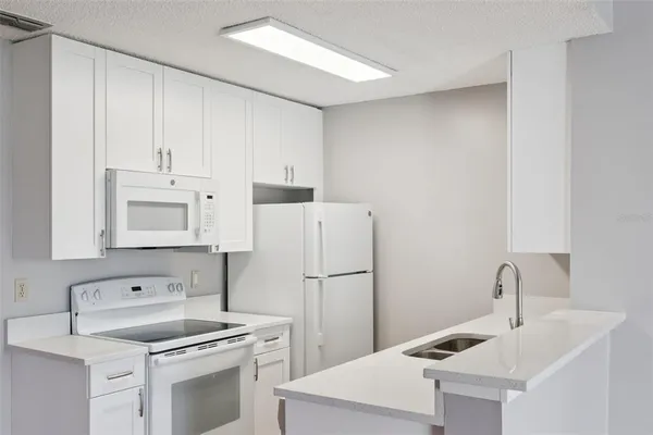 $1,300 | 711 Sugar Bay Way, Unit 313, Lake Mary, FL 32746