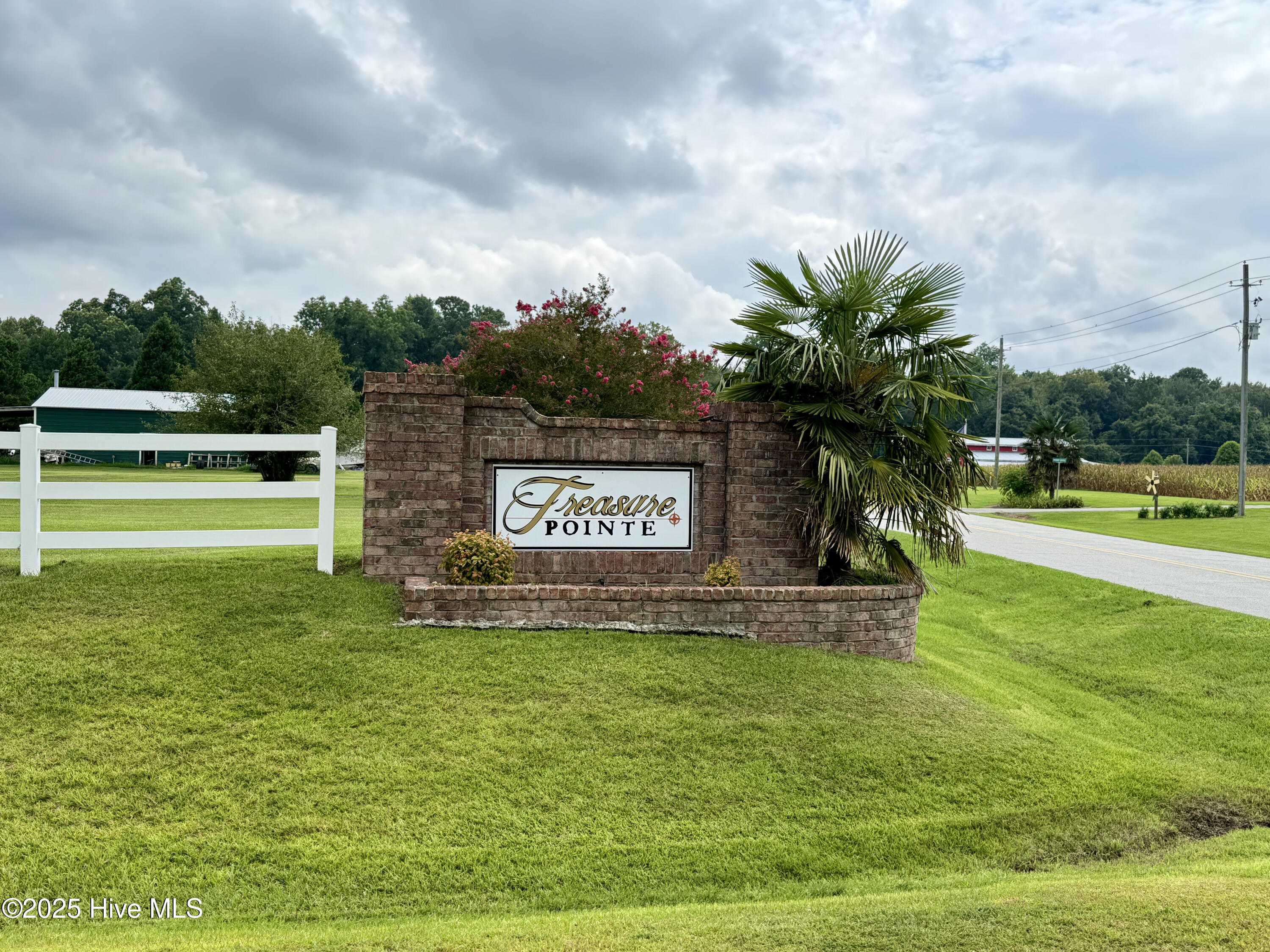 263 Treasure Point Road Bath, NC 27808 - Photo 66 of 76 9BC0FD1E-5518-4804-A810-97F921A38F93_1_2