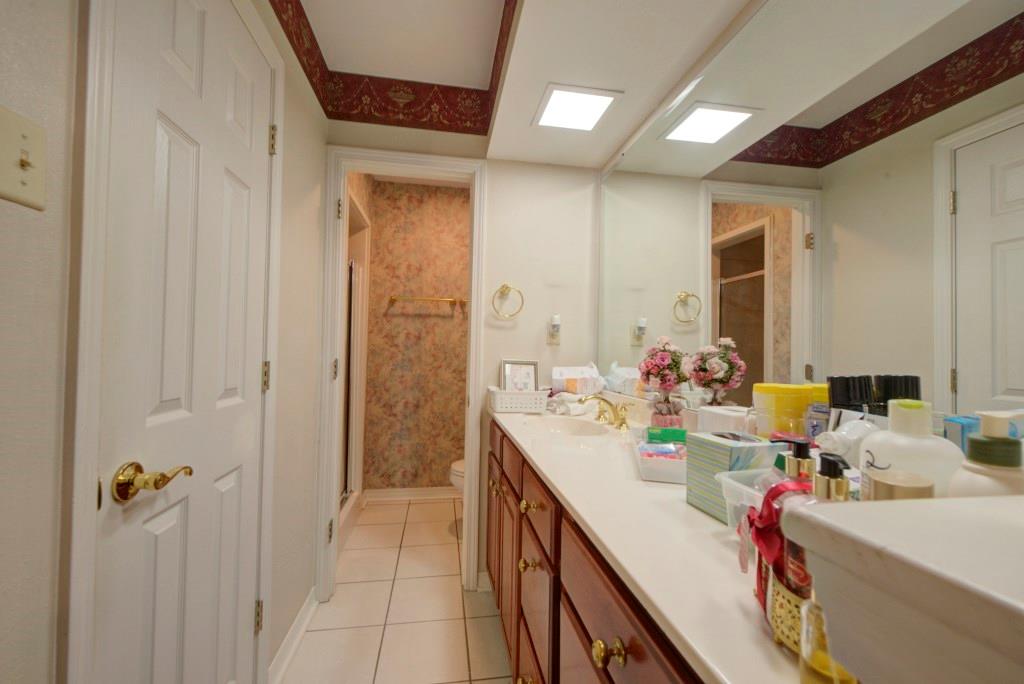 9005 Chretien Point Place River Ridge, LA 70123 - Photo 14 of 17