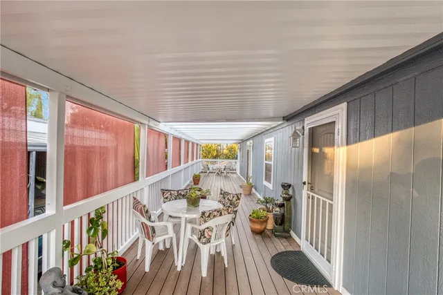 $385,000 | 4201 Topanga Canyon Boulevard, Unit 147, Woodland Hills, CA 91364