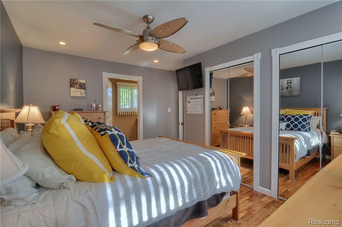 3364 Frembes Road Waterford, MI 48329 - Photo 14 of 25 Master_Bedroom_3rd_View.jpg