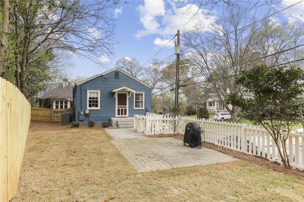 335 Ponce De Leon Place, Unit D Decatur, GA 30030 - Photo 1 of 10 Gallery Image 1