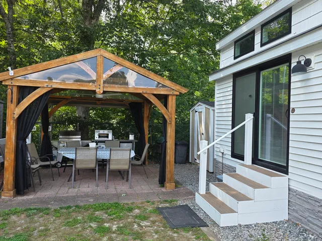 a view of outdoor space yard deck and patio