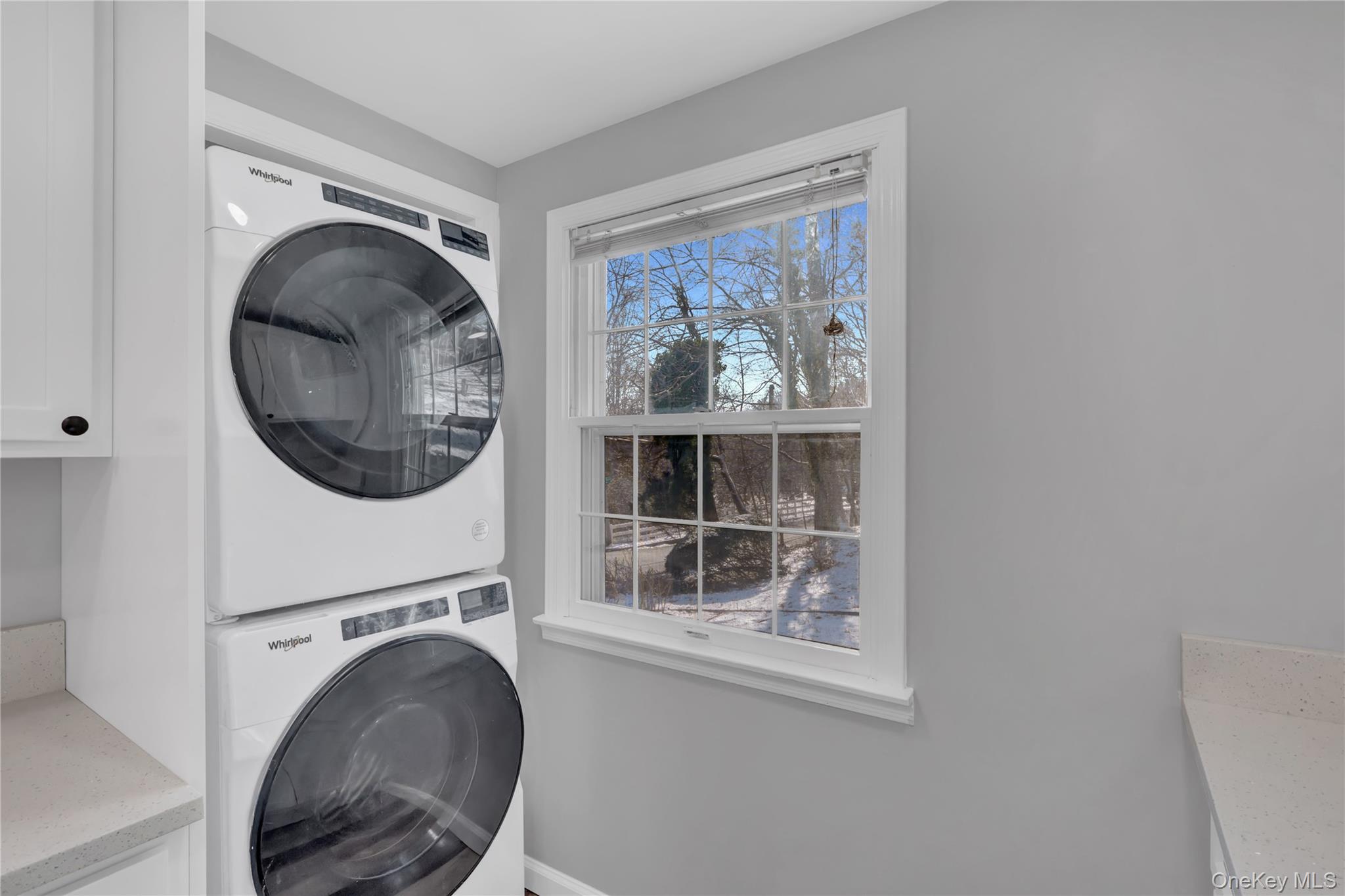 81 Oakside Road Smithtown, NY 11787 - Photo 11 of 21