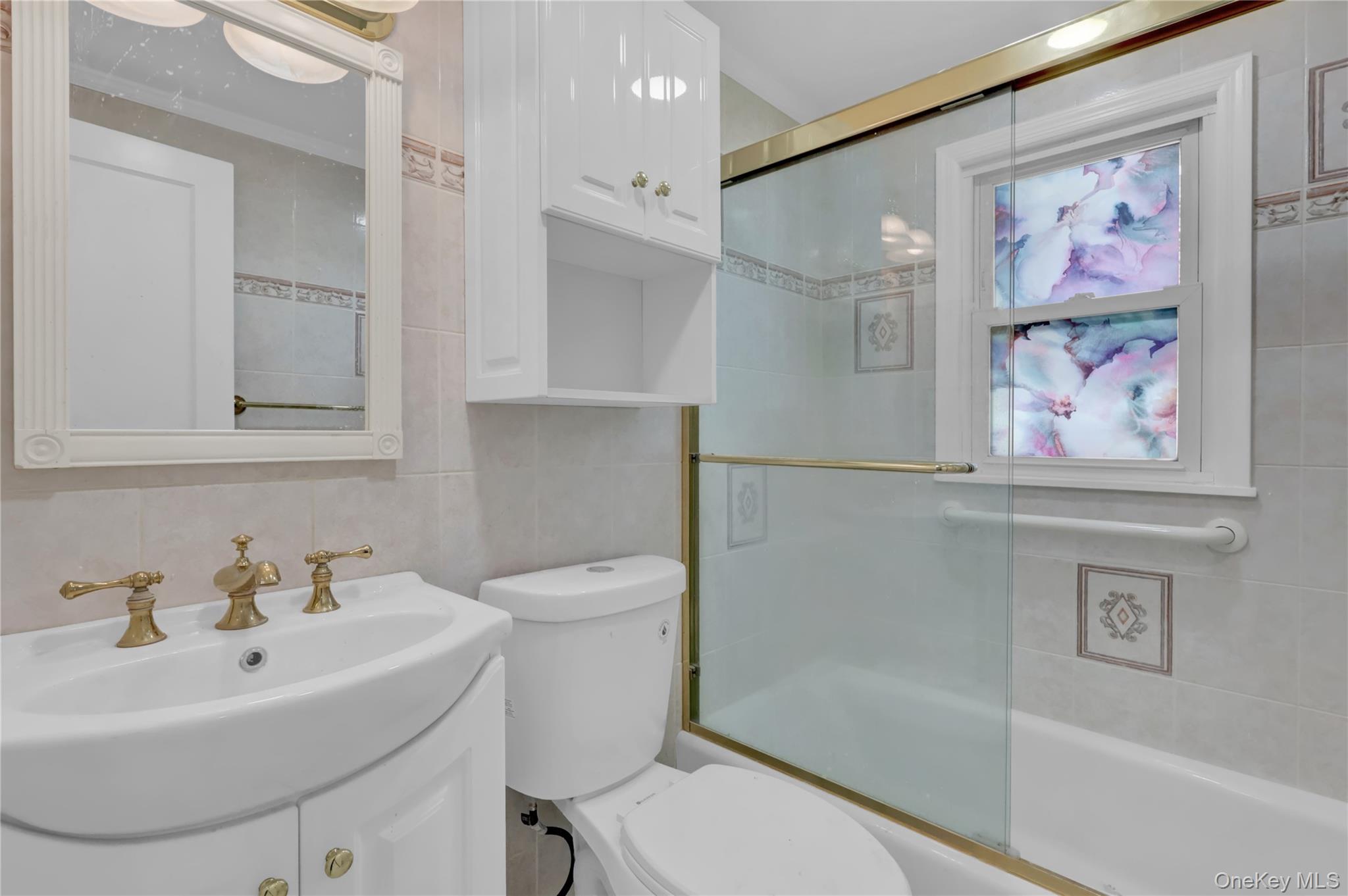 81 Oakside Road Smithtown, NY 11787 - Photo 12 of 21