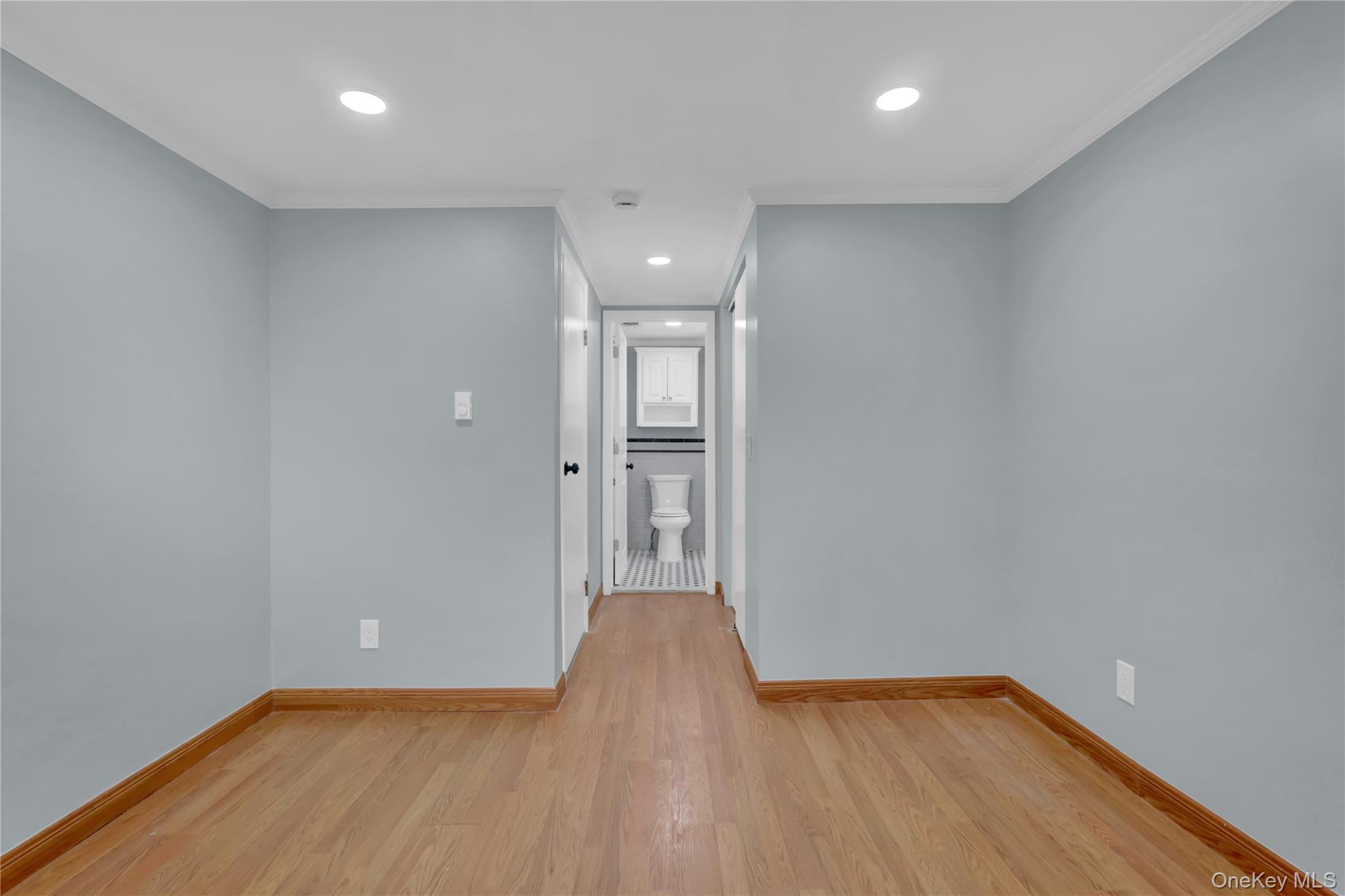 81 Oakside Road Smithtown, NY 11787 - Photo 19 of 21