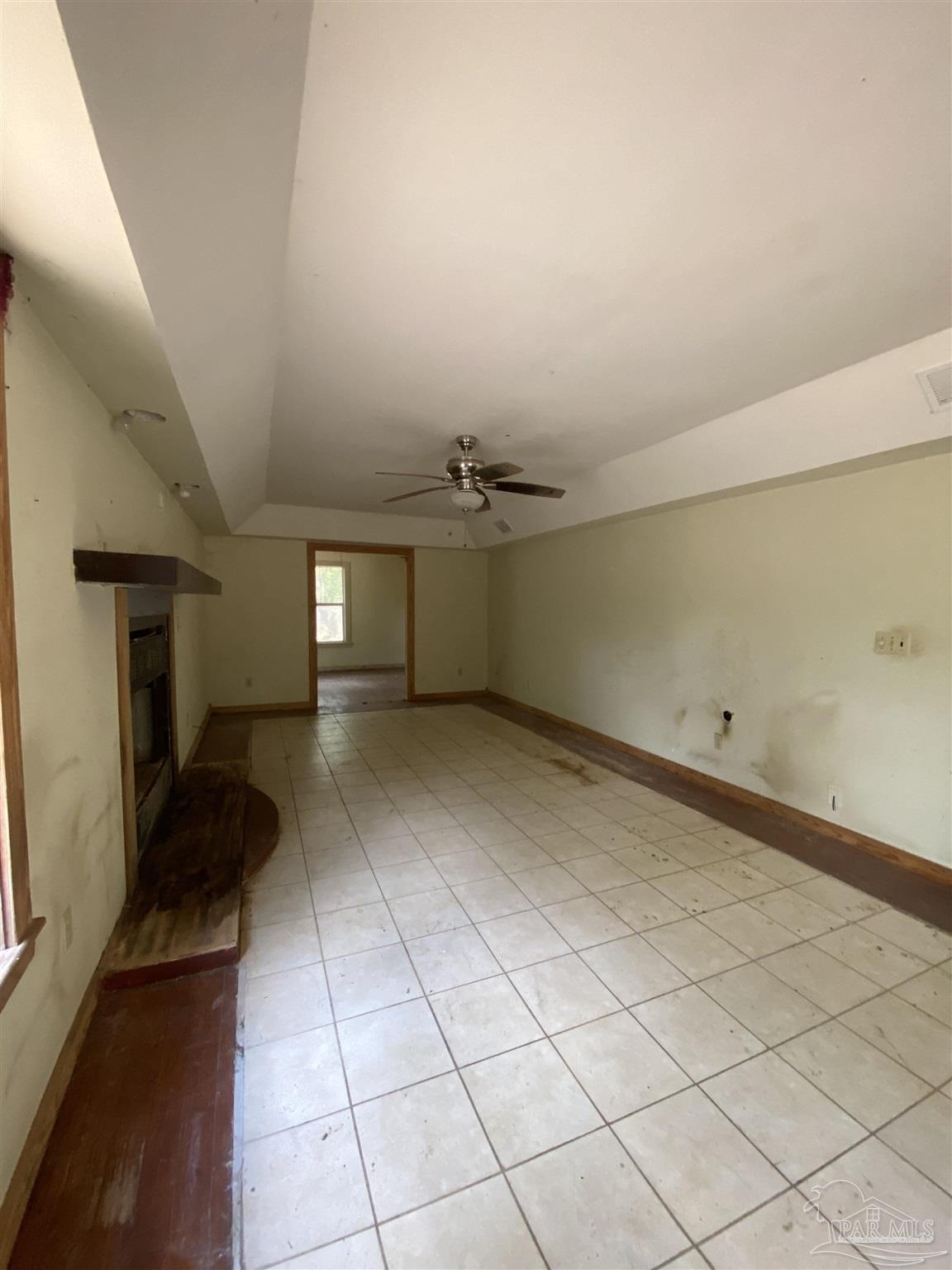 3675 Vantage Road Cantonment, FL 32533 - Photo 8 of 21