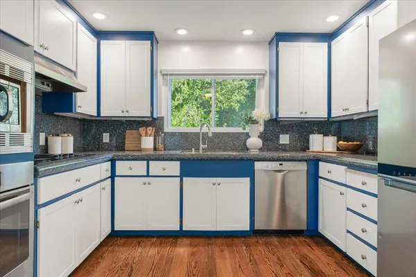 $4,250,000 | 1207 Woodview Terrace, Los Altos, CA 94024