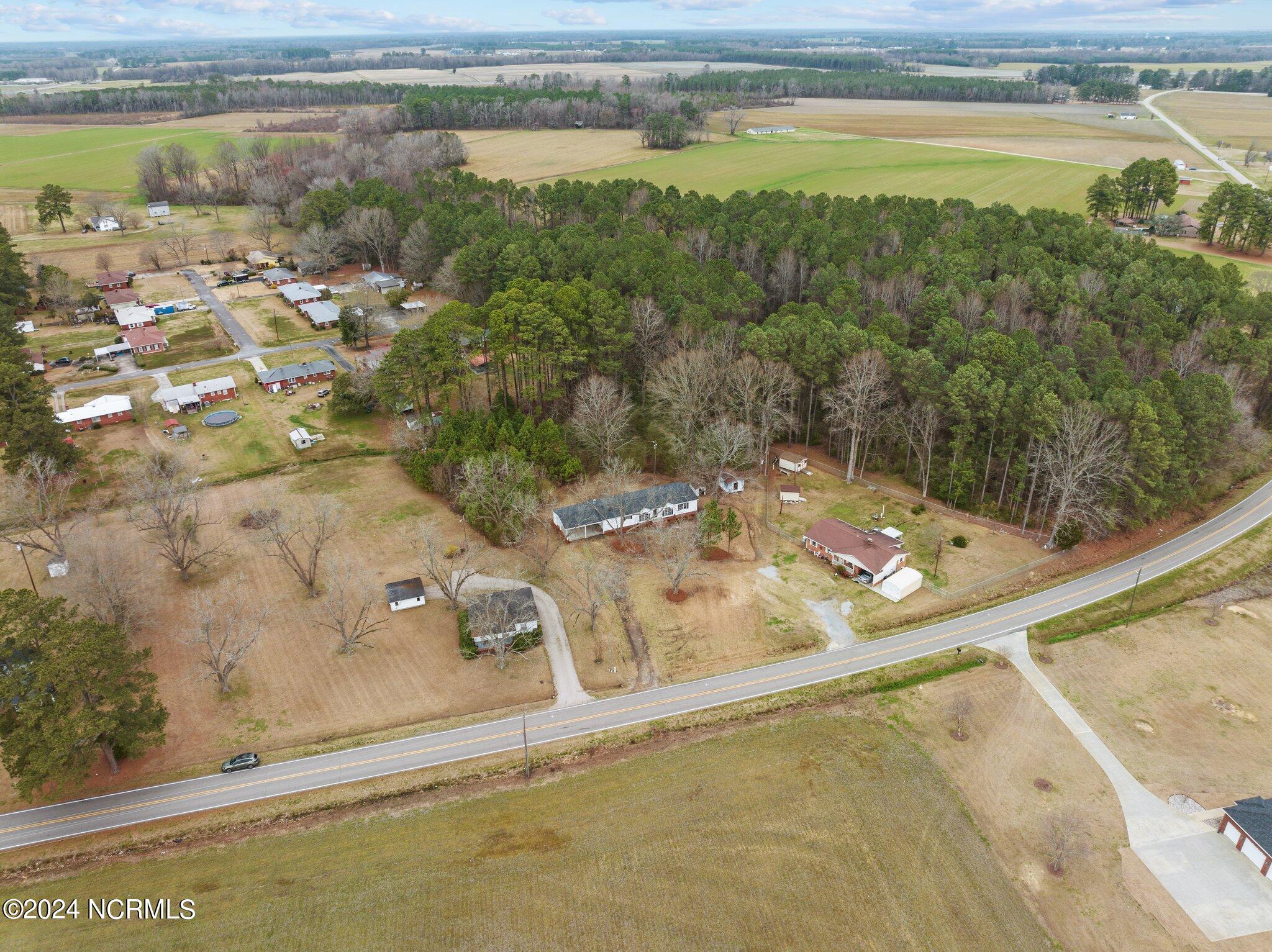 154 Hugo Road Kinston, NC 28501 - Photo 46 of 46 9-web-or-mls-DJI_0231