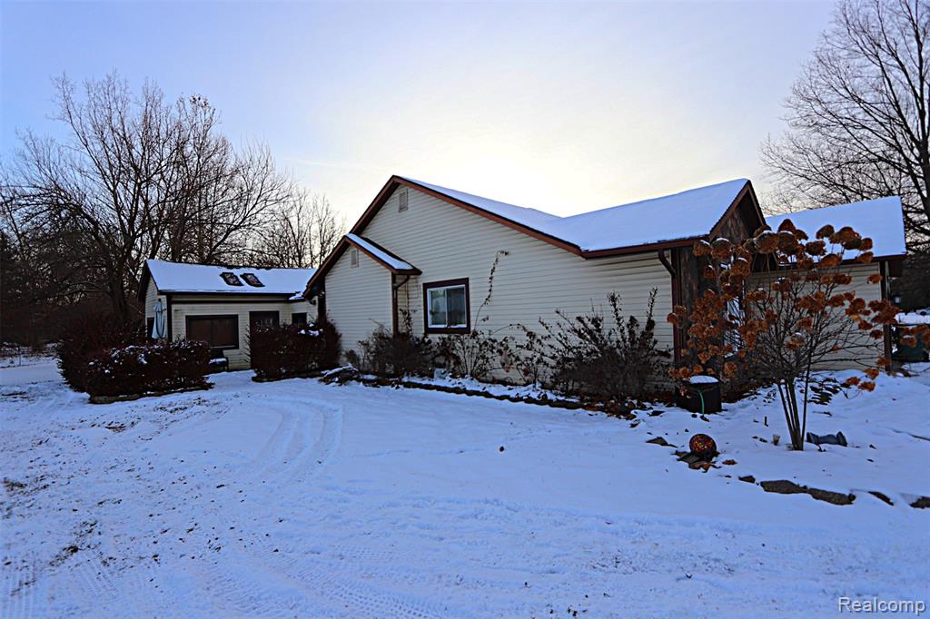 31657 Sibley Road Romulus, MI 48174 - Photo 3 of 33